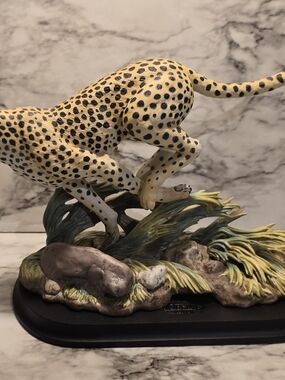 BOEHM At Home 14704-05 DUMA DUMA Sculpture 2005 Cheetah Porcelain Figurine RARE